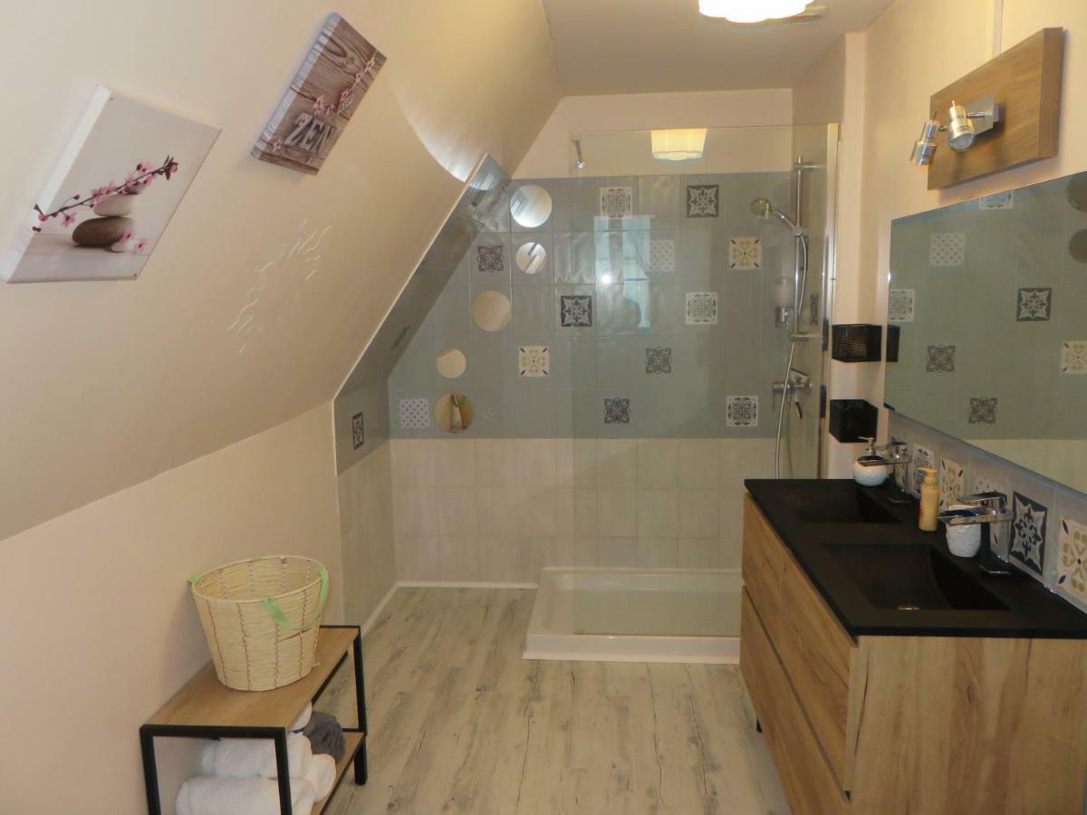 Grand Appartement Chaleureux Туар Экстерьер фото